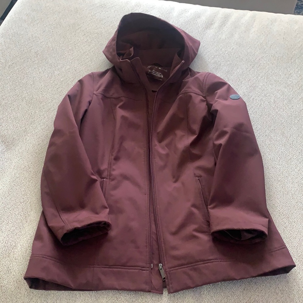 Woman’s burgundy water resistant jacket